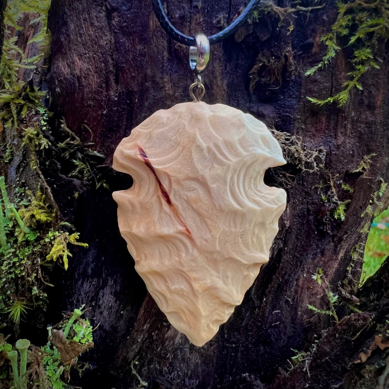 arrowhead pendant with bald eagle