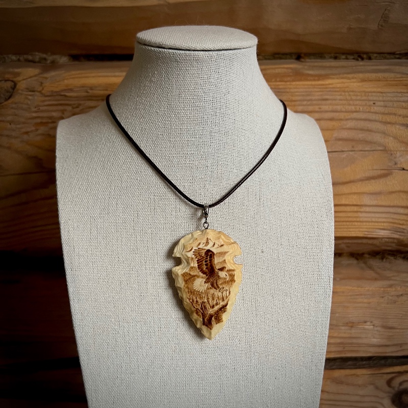 arrowhead pendant with bald eagle