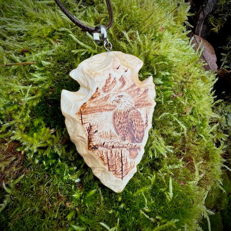 arrowhead pendant with bald eagle