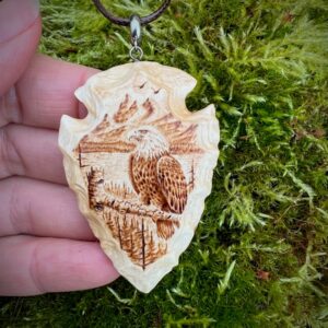 arrowhead pendant with bald eagle