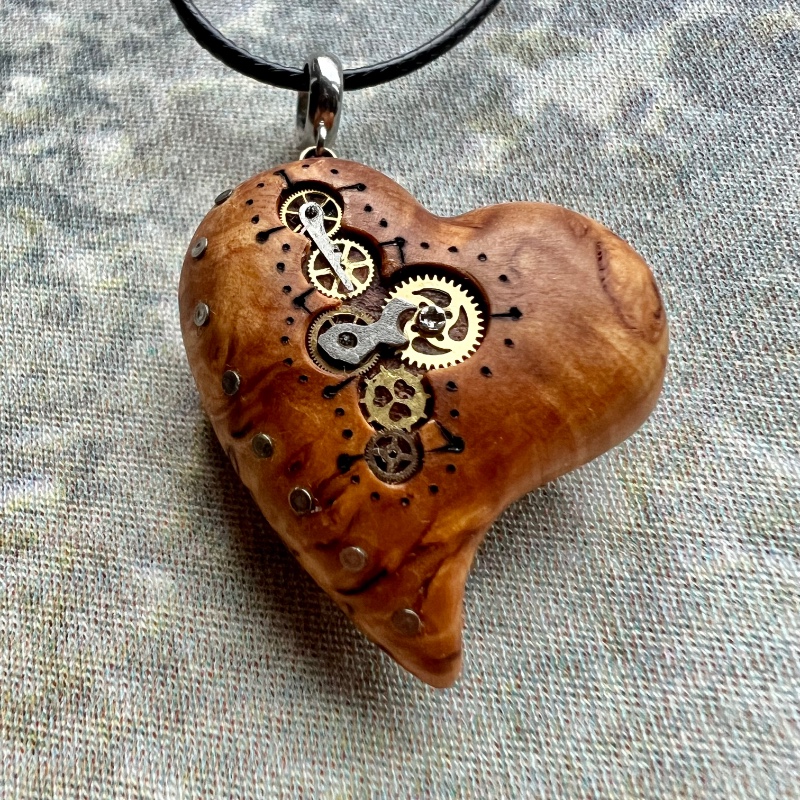 small steampunk heart pendant