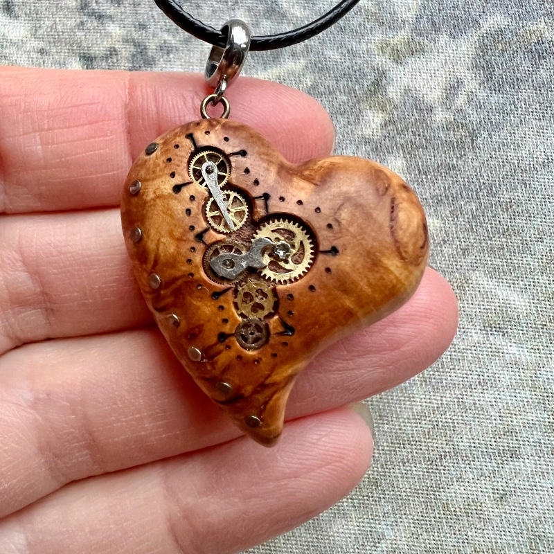 small steampunk heart pendant