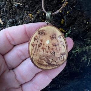 Maple slice featuring a sleeping fox in a flower field